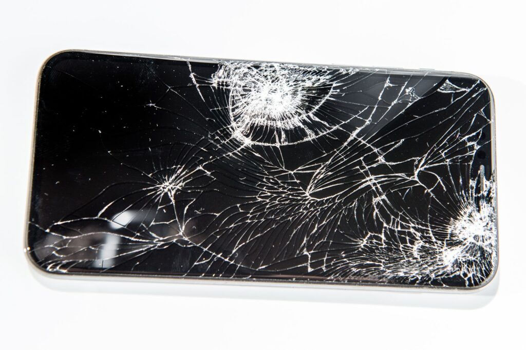 Разбился экран на телефоне Samsung Galaxy M13