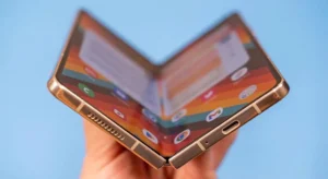 Сломался шарнир на Samsung Galaxy Z Fold5