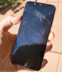 Разбился экран на телефоне Xiaomi Mi 10 Lite