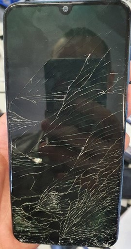 Разбился экран на телефоне ZTE V70