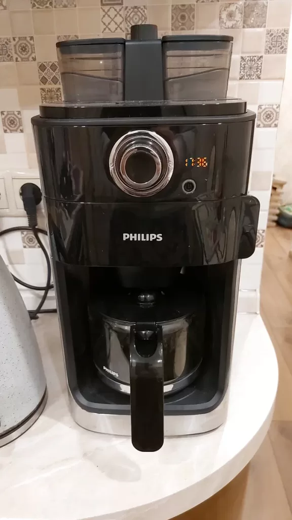 Не варит кофе кофемашина Philips HD7769