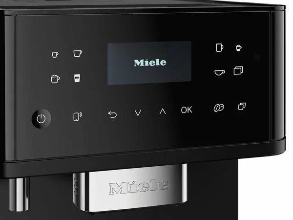 Выдает ошибку кофемашина Miele CM6560 OBPF