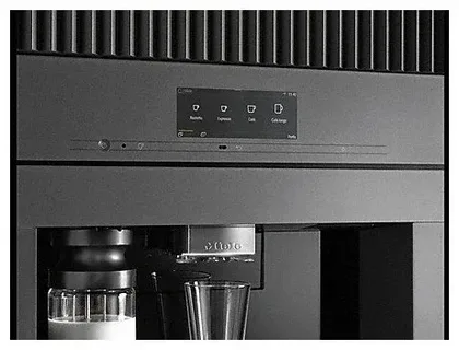 Выдает ошибку кофемашина Miele CVA7845 BRWS