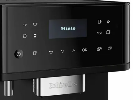 Выдает ошибку кофемашина Miele CM6560 GRPF